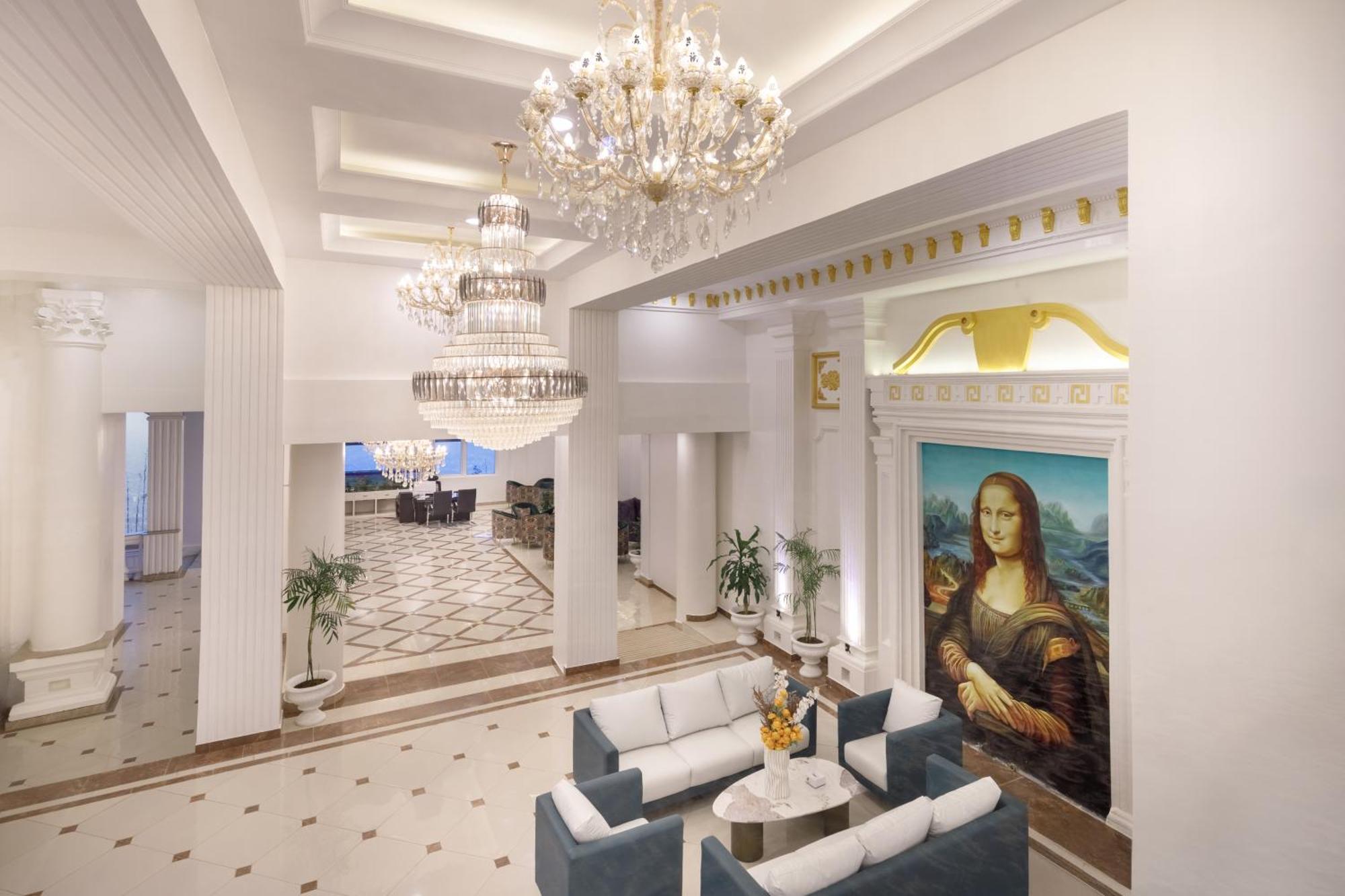 פוקהרה Le Glamour Resort & Wellness Spa מראה חיצוני תמונה